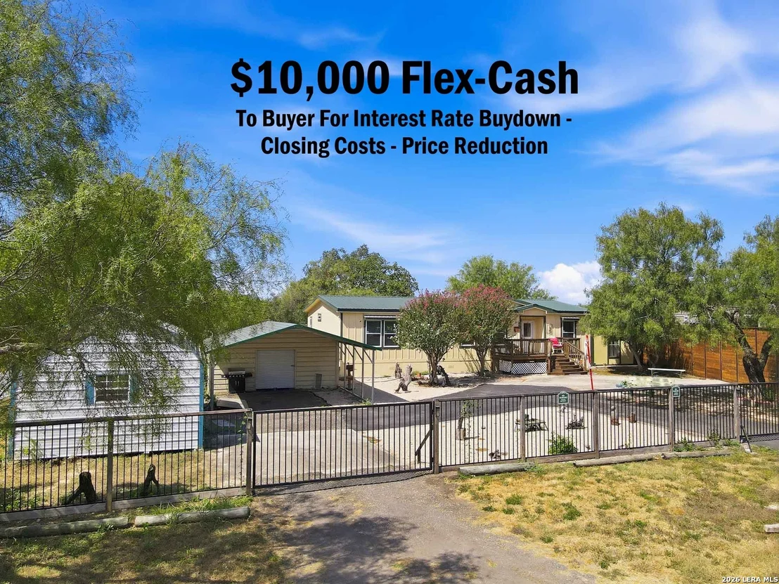 Photo of 321 County Road 4614