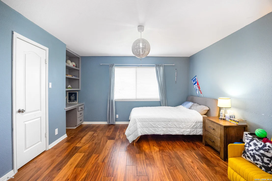 Photo of 1059 Flagstone