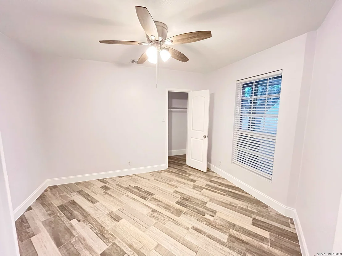 Photo of 12335 Shepherd