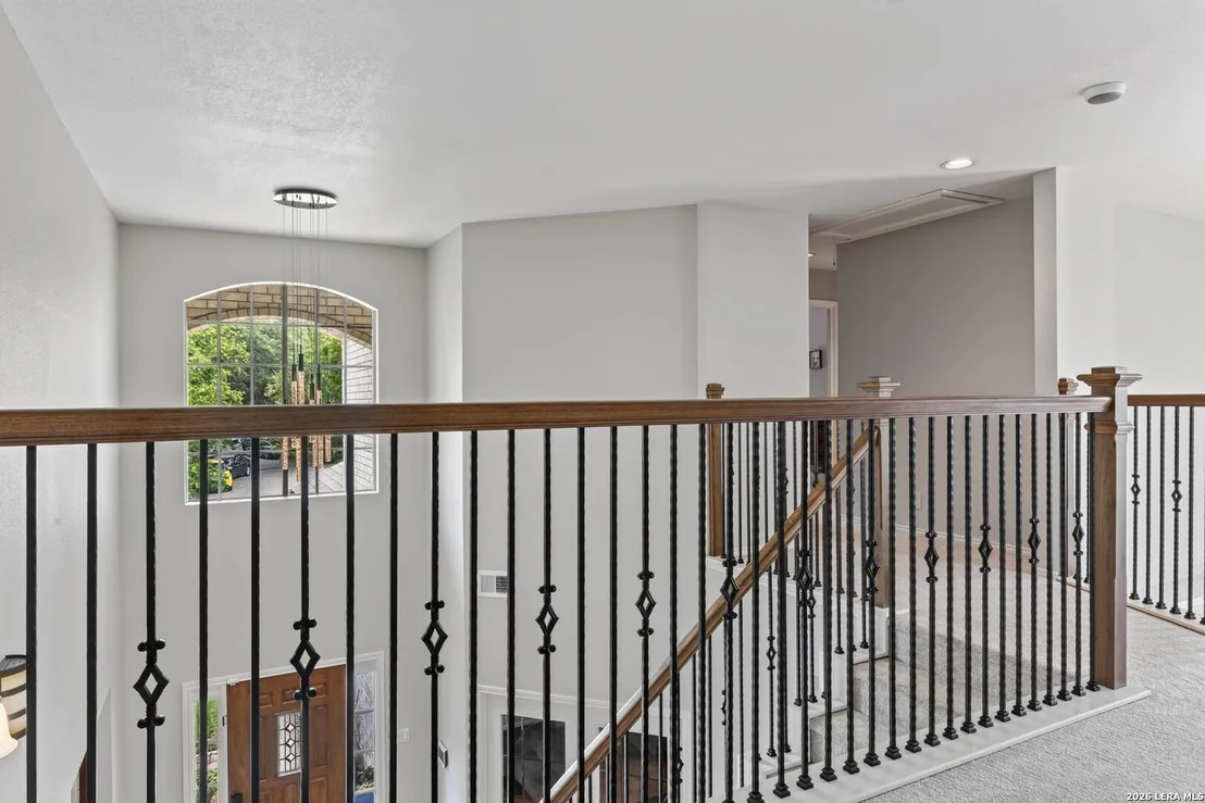 Photo of 2451 OAKLINE DR