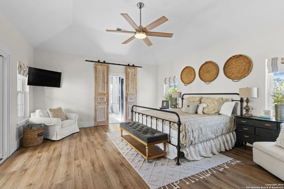 Photo of 8065 Rock Oak