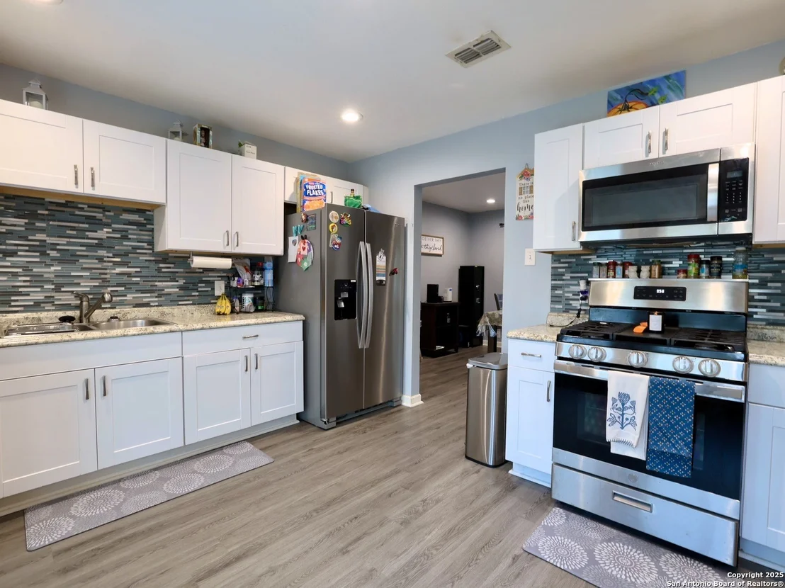 Photo of 915 Rexford