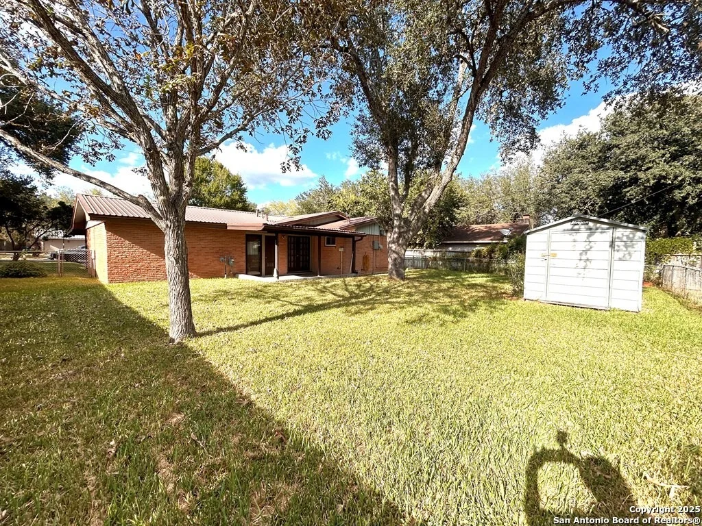 Photo of 1412 Oriole Lane