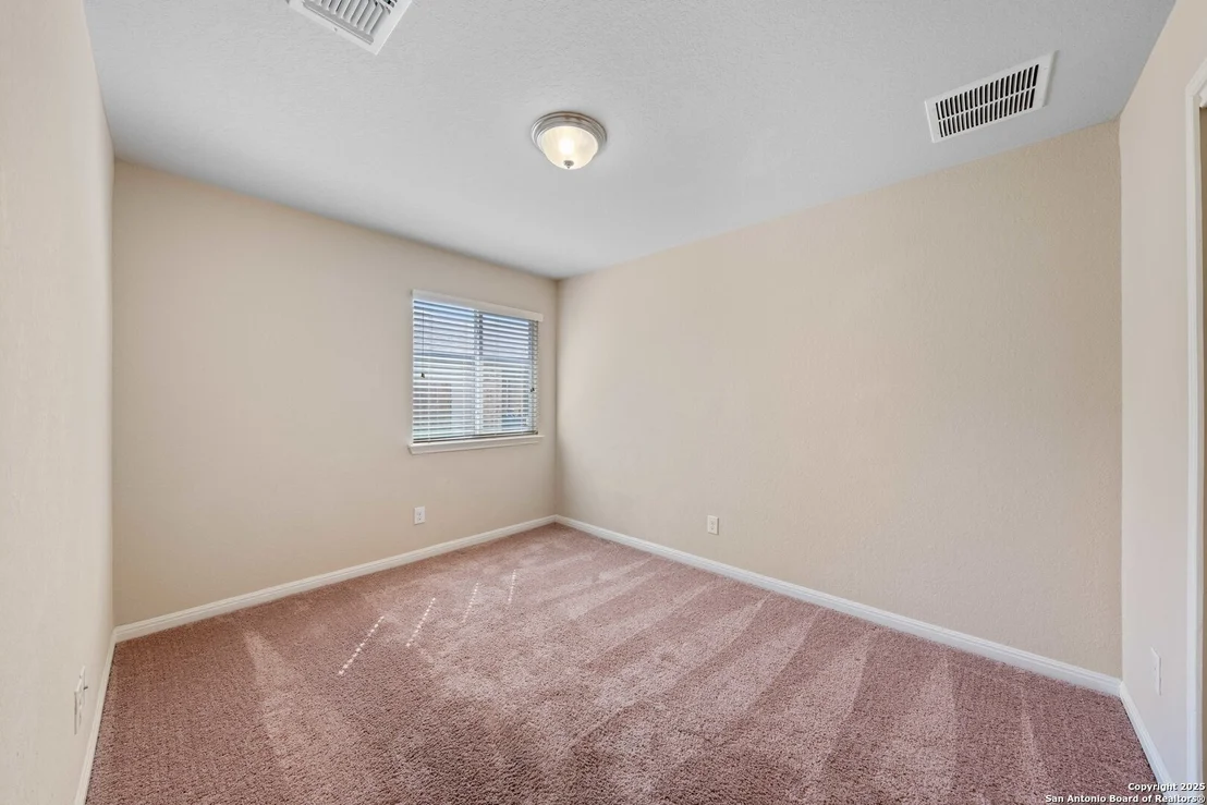 Photo of 2325 Lighthouse