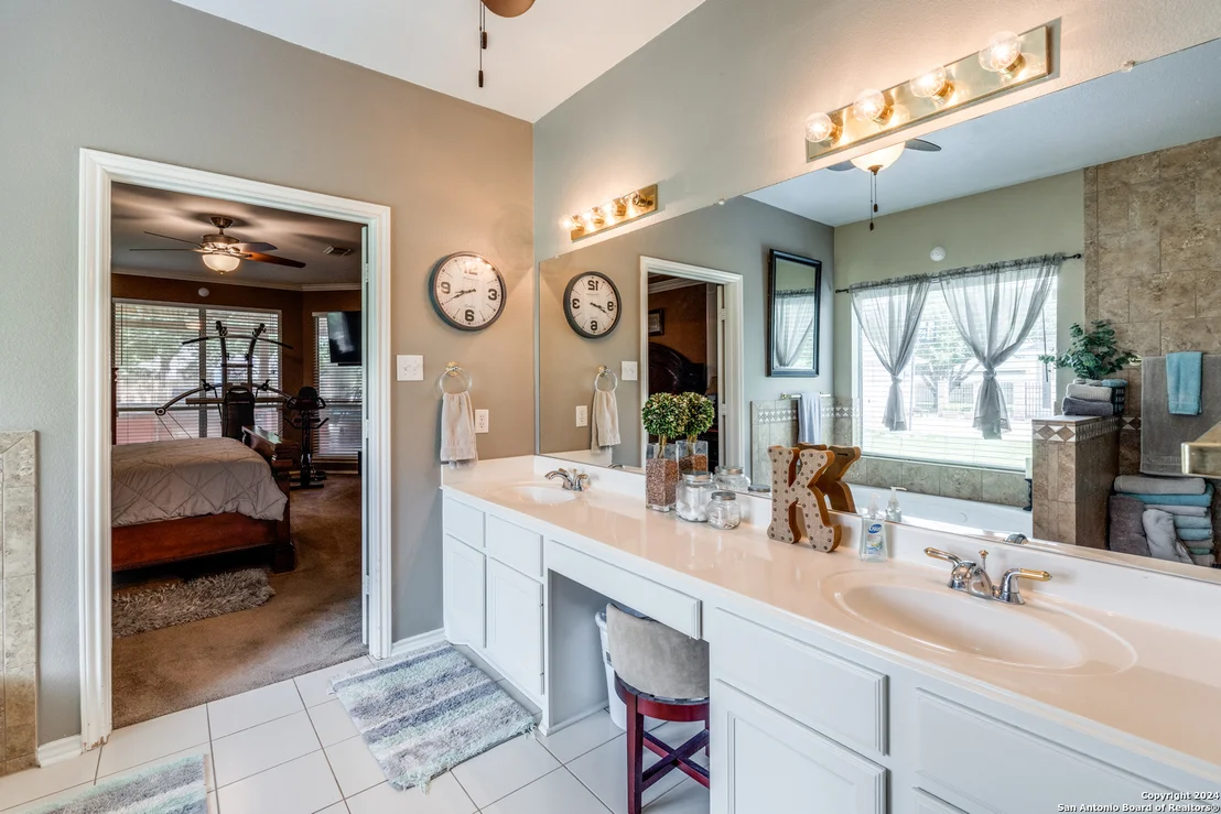 Photo of 312 las brisas