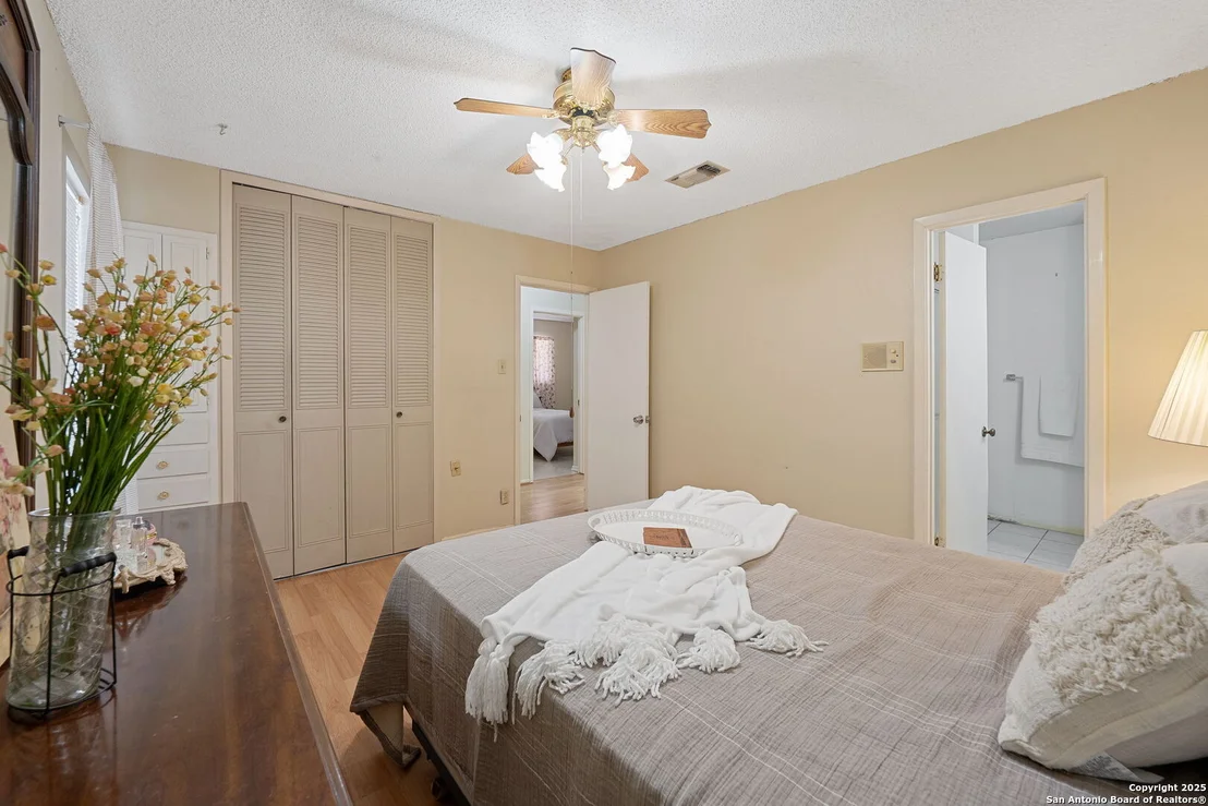 Photo of 7038 Forest Meadow