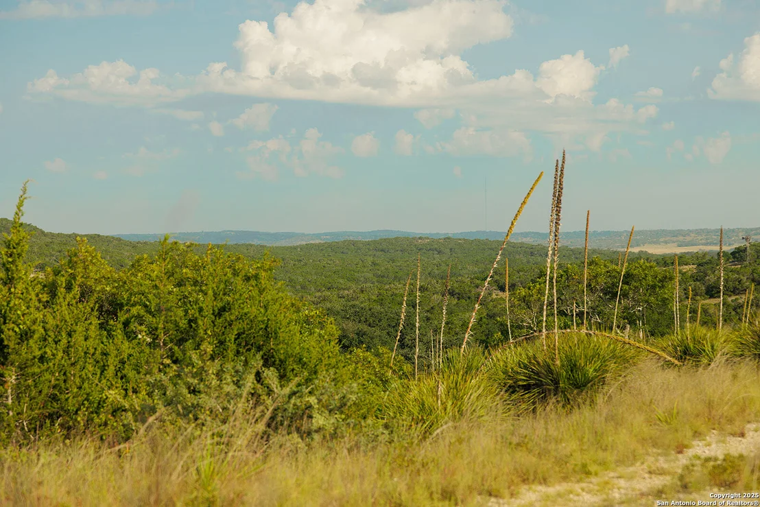 Photo of 3067 Ranch Road 1888