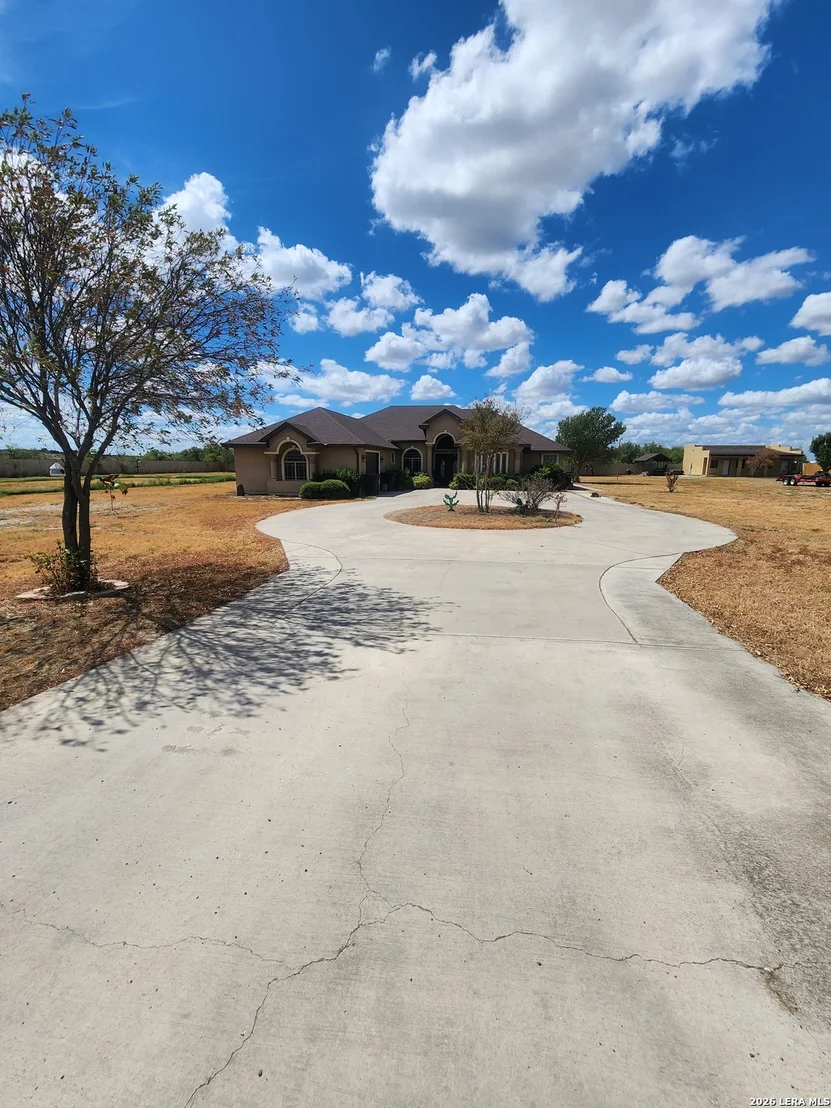 Photo of 210 COUNTY ROAD 237