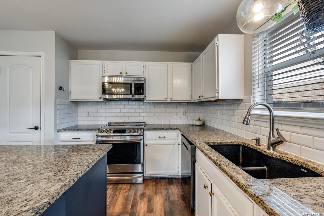 Photo of 1017 Silvertree