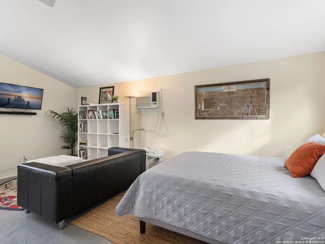 Photo of 126 MUTH