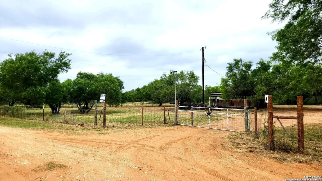 Photo of 1848 County Road 2557
