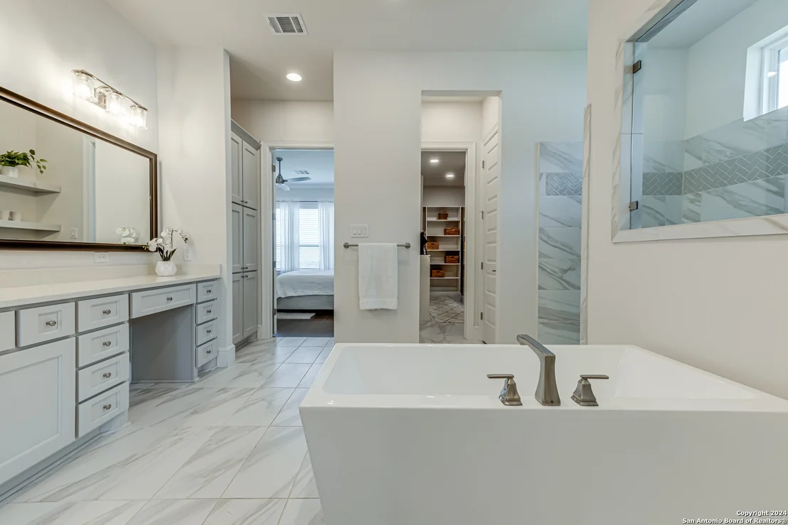 Photo of 4022 ABASOLO