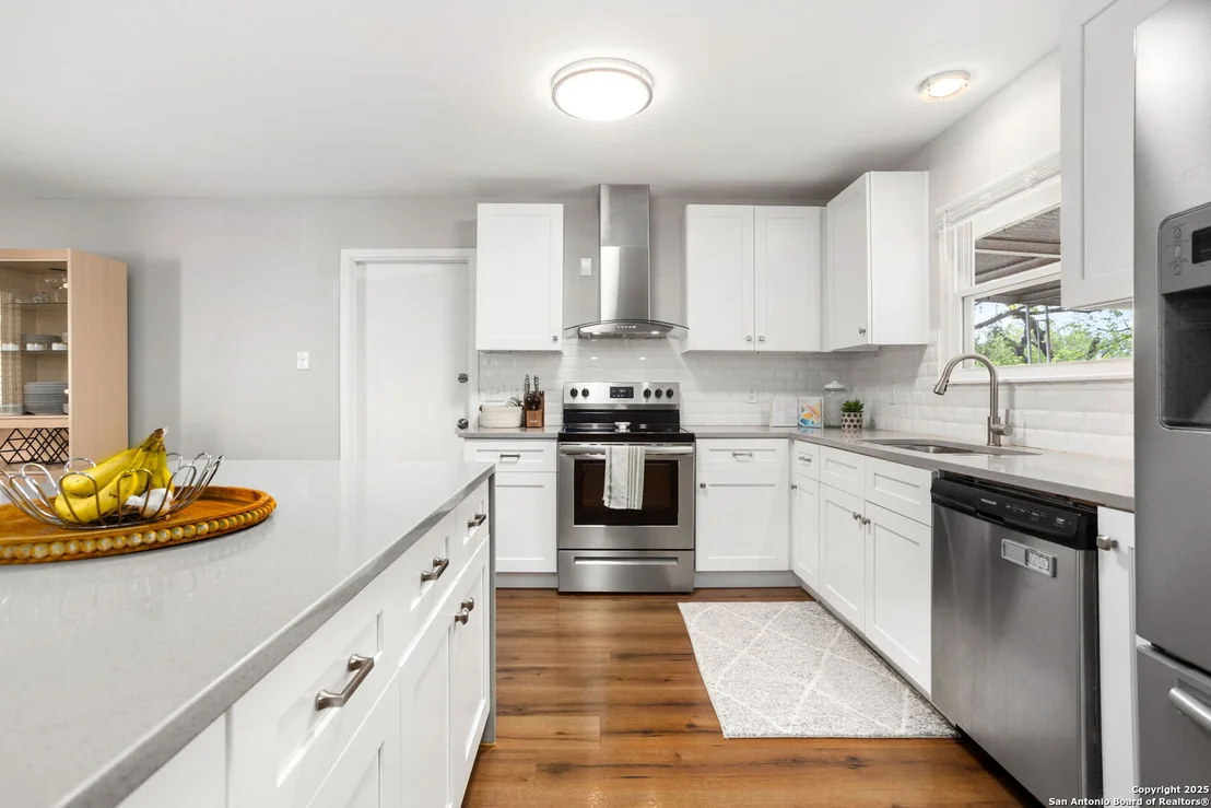 Photo of 4803 Lambeth Dr