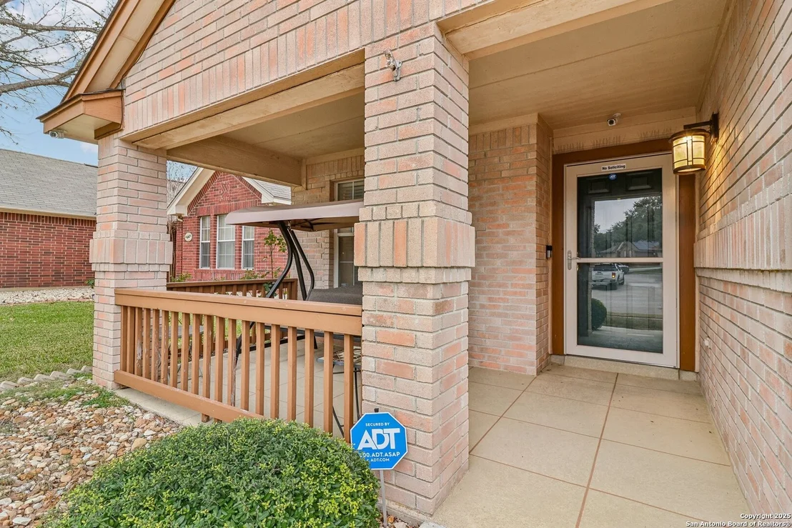 Photo of 9730 COPPERCREEK