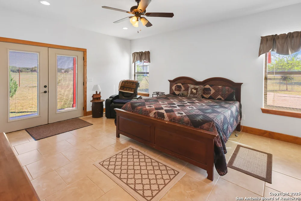 Photo of 867 RIVERTREE RD