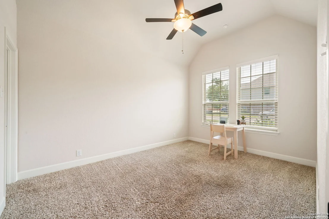 Photo of 122 Noble Woods