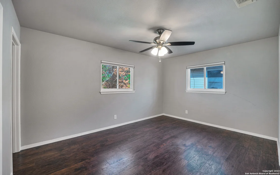 Photo of 4430 CLEAR SPRING DR