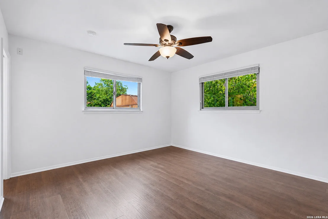 Photo of 5039 ROUND TABLE DR