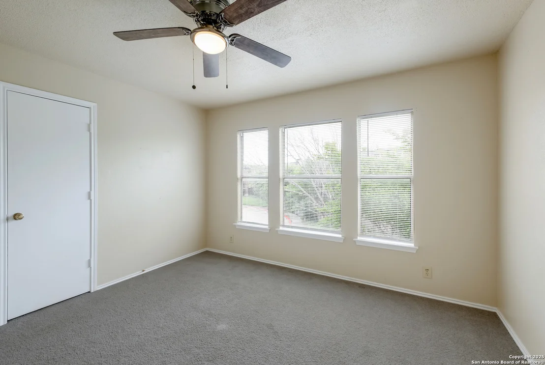 Photo of 8803 Breezefield