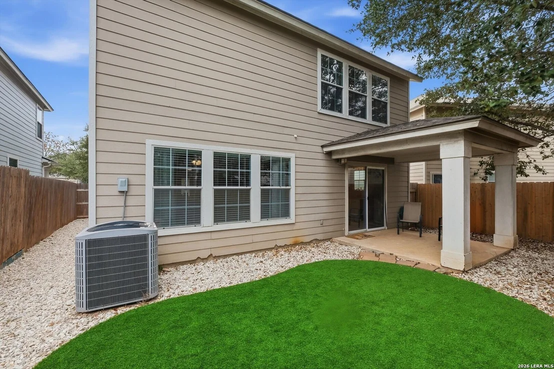 Photo of 406 Hampton Cove