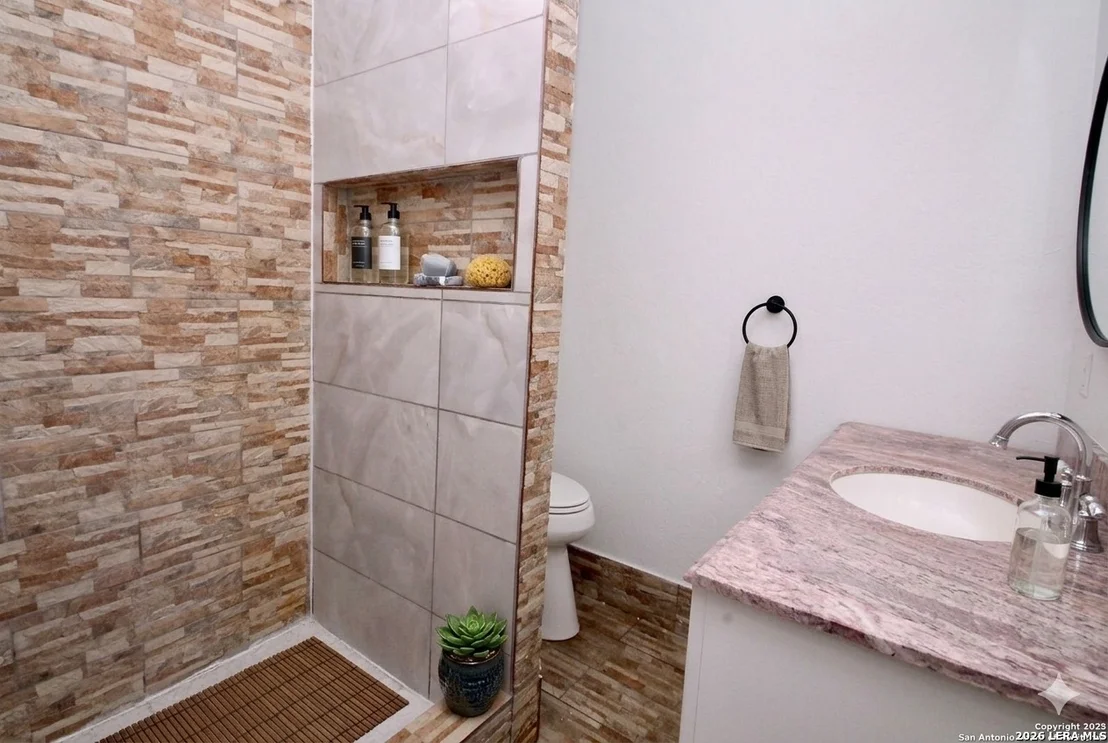 Photo of 23127 OPPORTUNITY DR