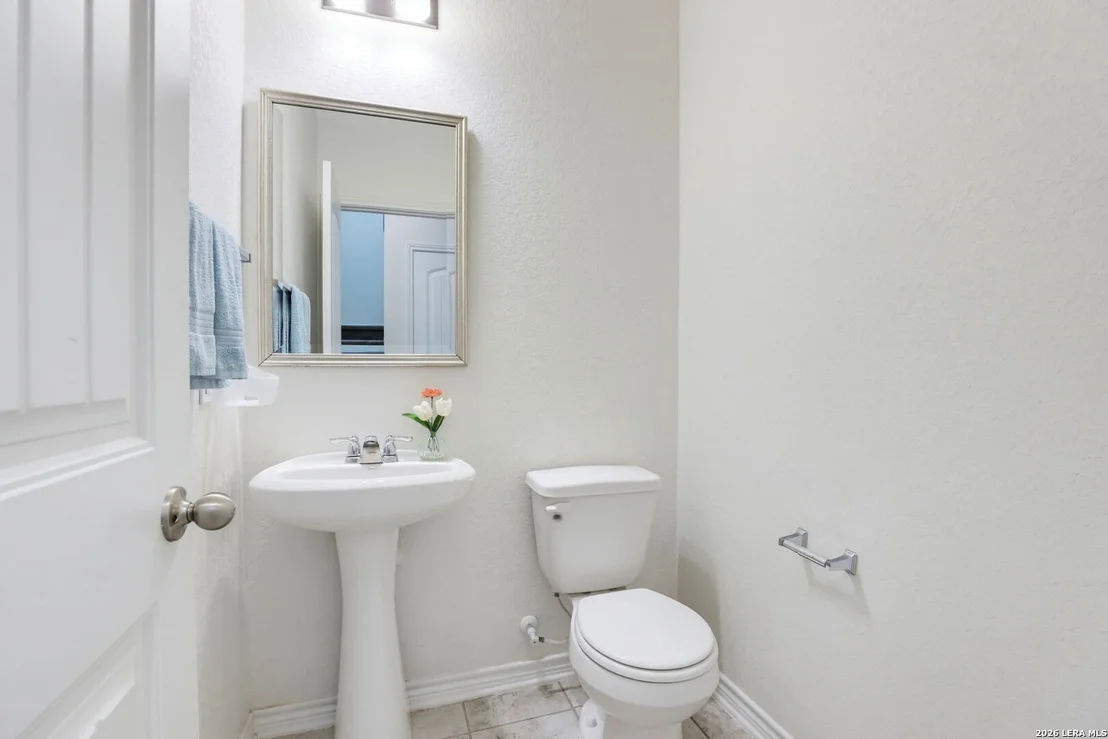 Photo of 5911 Eckhert Rd. #105