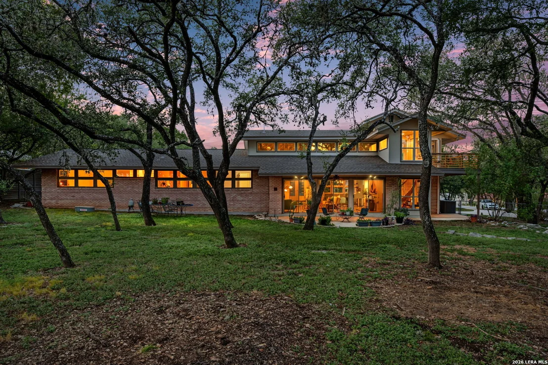 Photo of 106 Mecca Dr