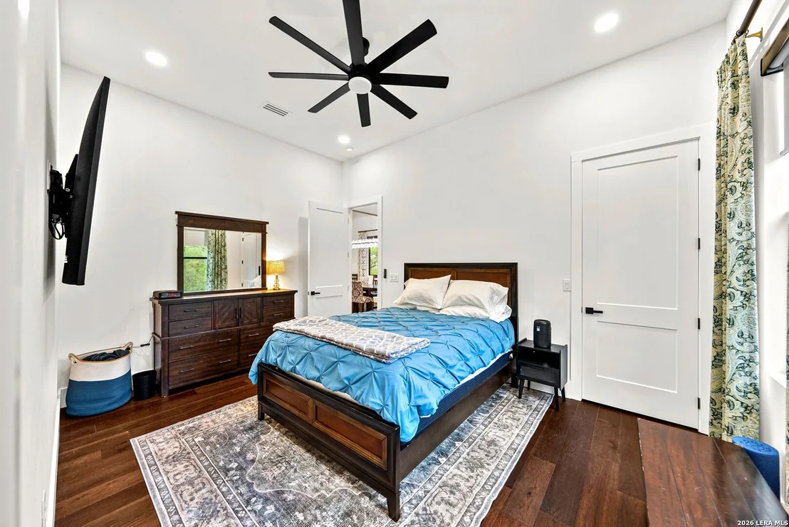Photo of 721 Timber Bluff