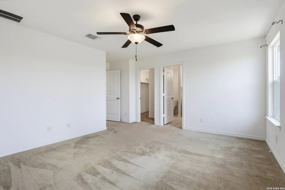 Photo of 5911 Eckhert Rd. #105