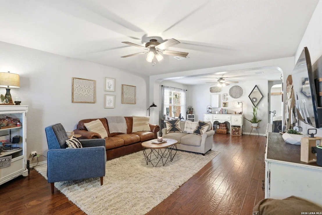 Photo of 733 Clearbrook