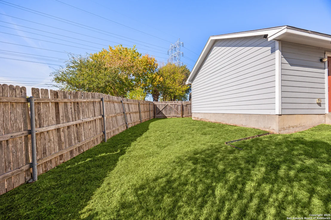 Photo of 9030 Gull Lake