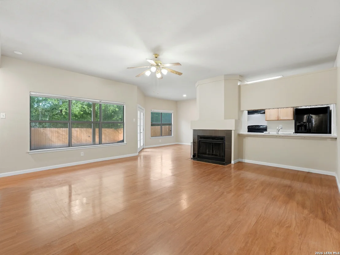 Photo of 7914 WAYSIDE TRL