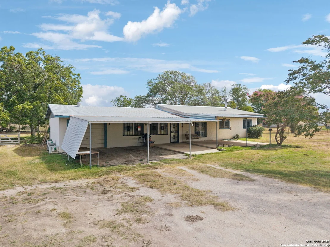 Photo of 8677 Kirkner RD