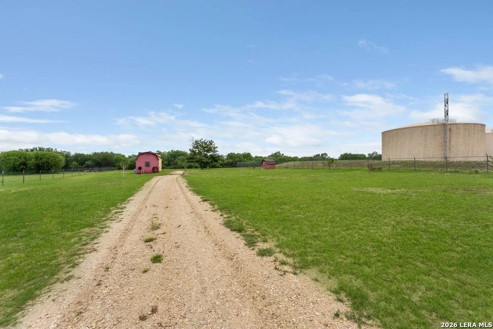 Photo of 2691 Leissner School