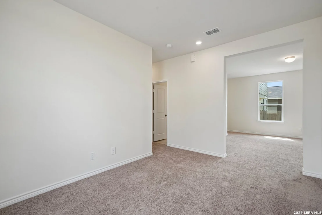 Photo of 10049 JAGGER AVENUE