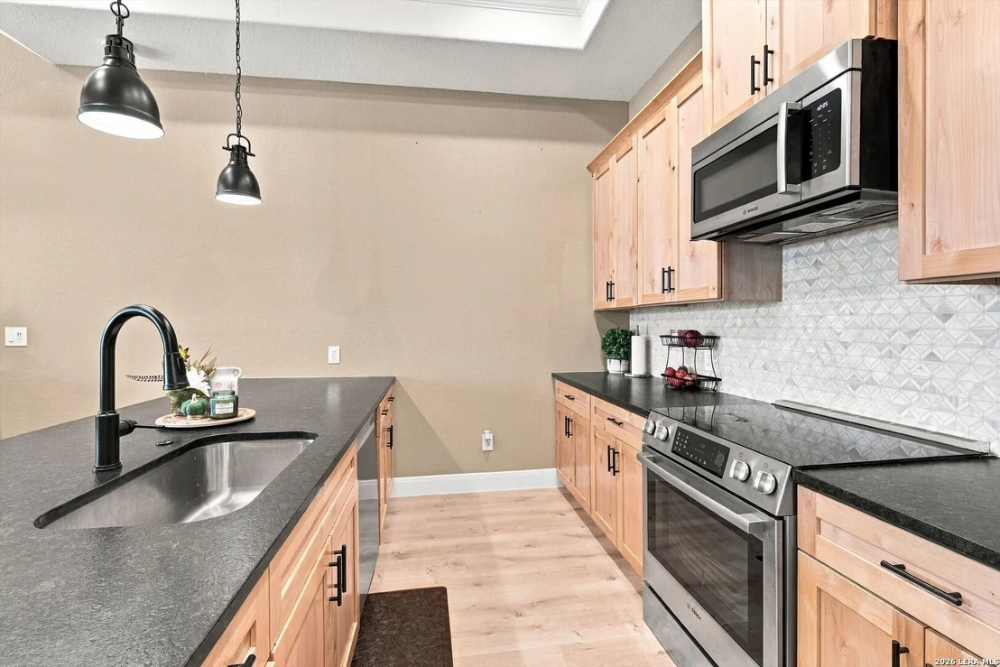 Photo of 526 CHEYENNE TRL