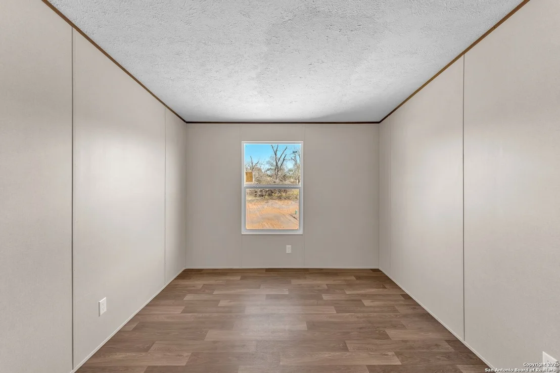Photo of 165 Mahan Rd