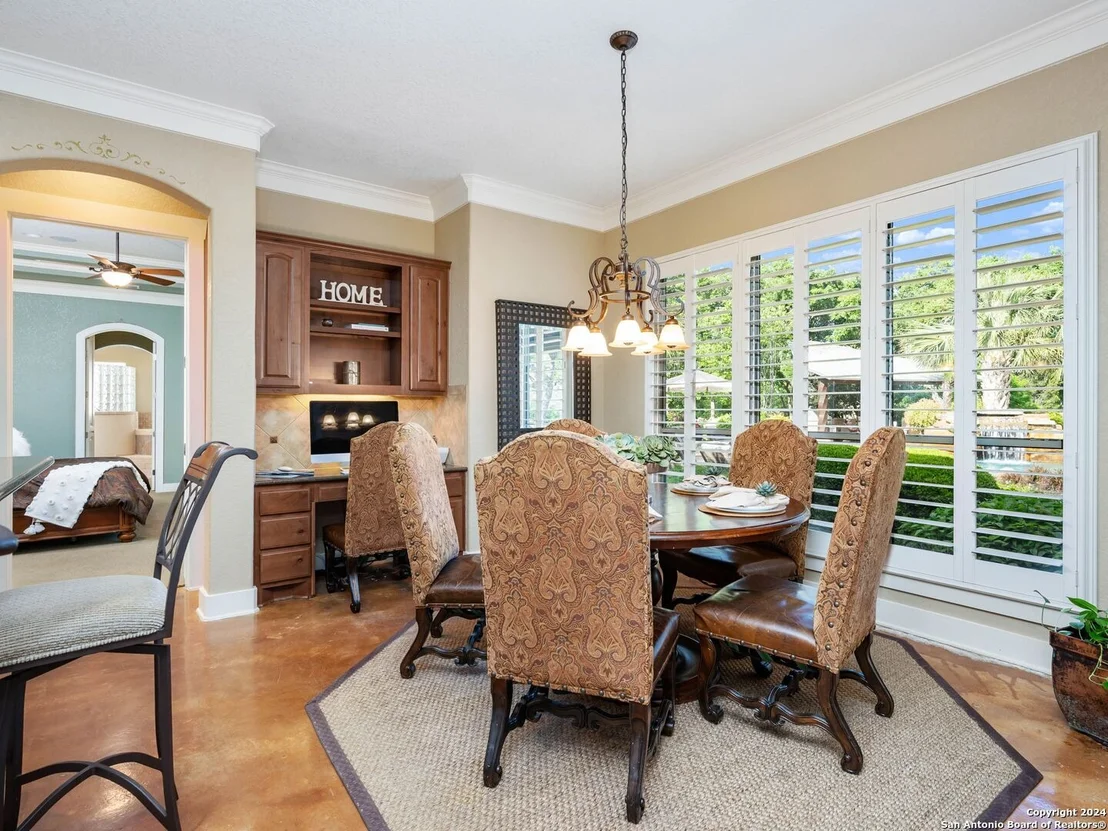 Photo of 676 Long Meadows