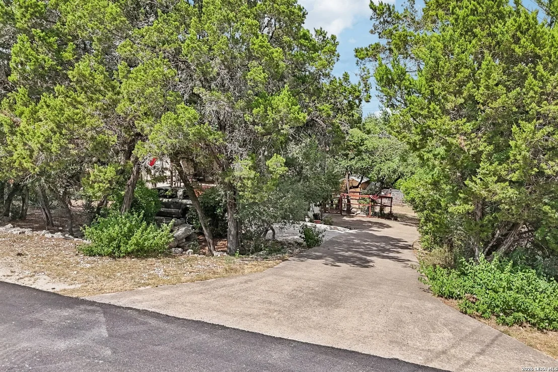 Photo of 175 Lorne Rd