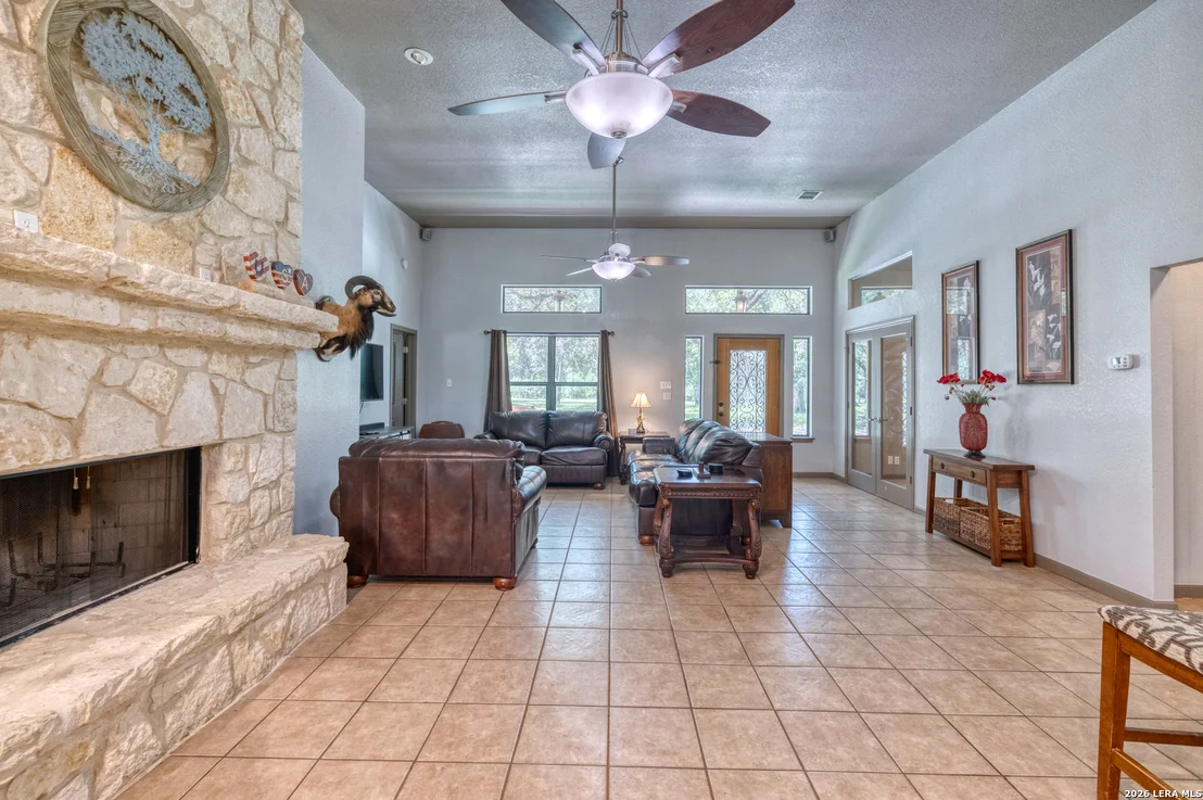 Photo of 382 Arboles Ct