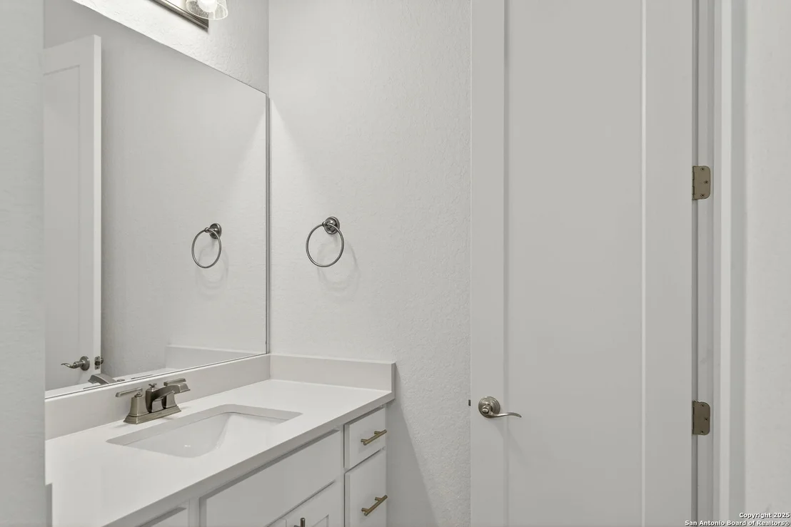Photo of 8608 Shady Gate