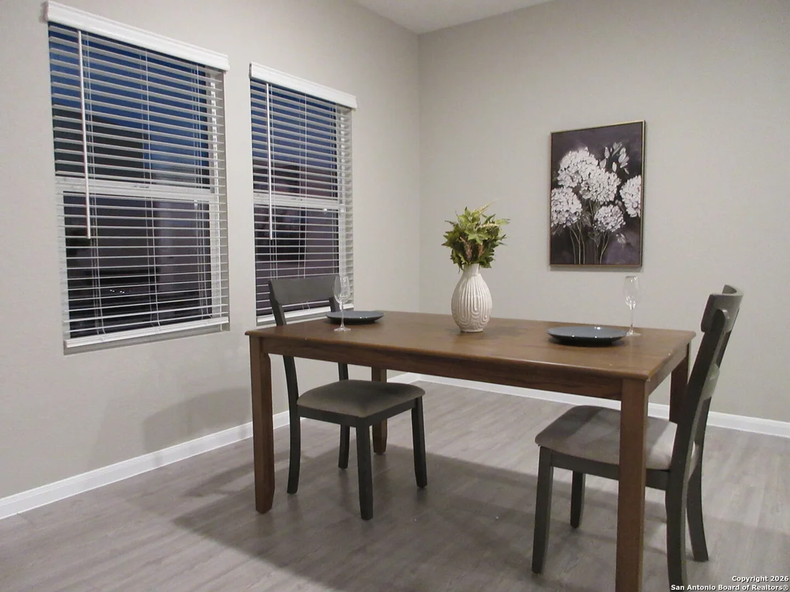 Photo of 6058 Cerulean