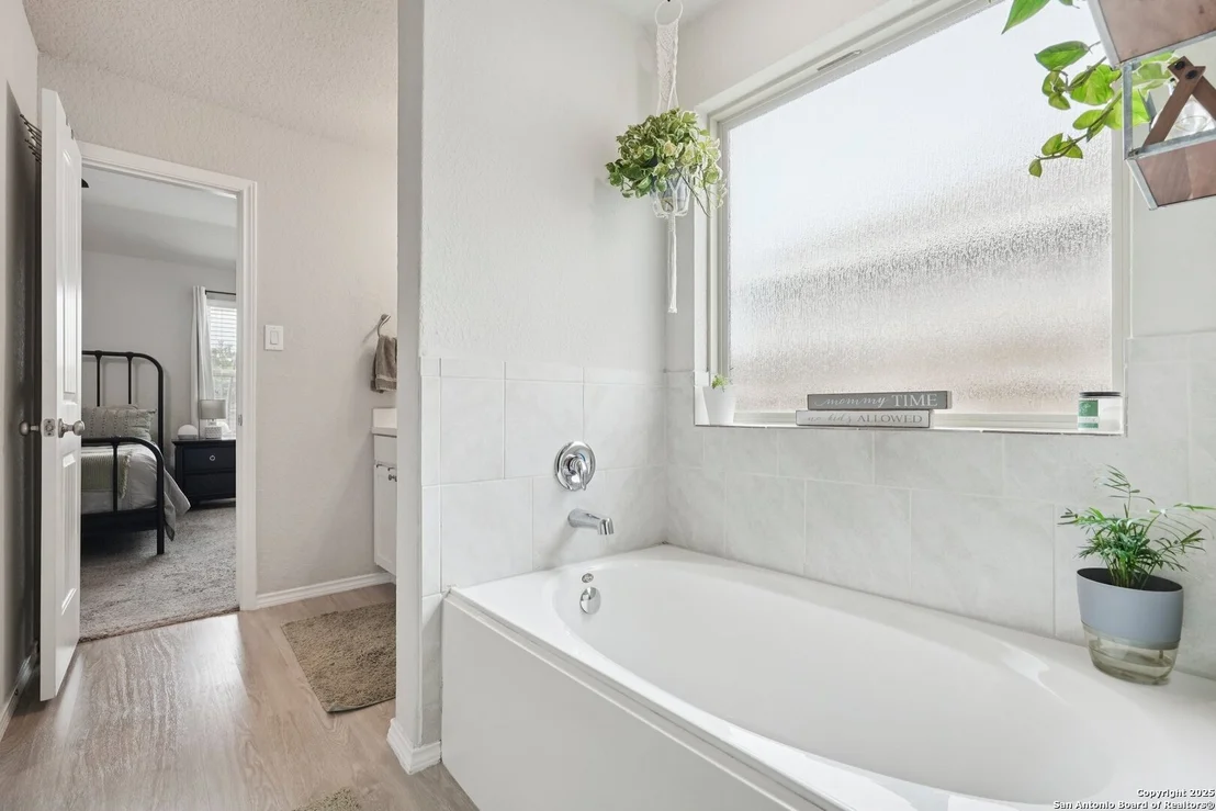 Photo of 5228 Honeyflower