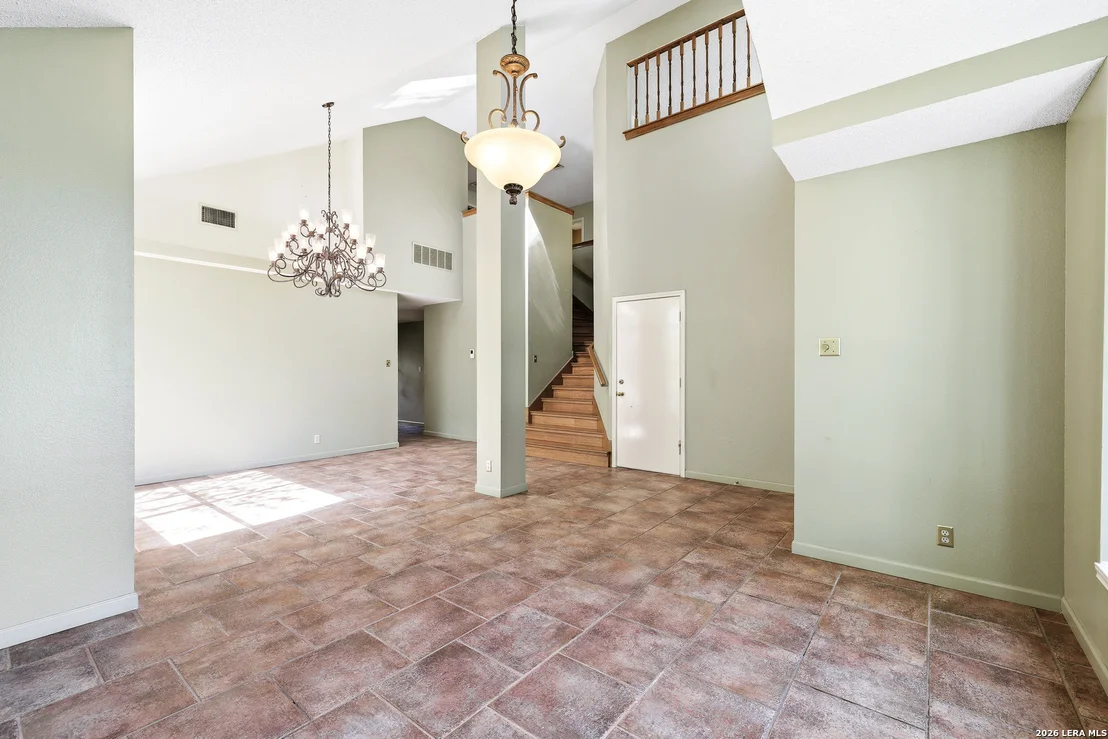 Photo of 13735 Cedar Cyn