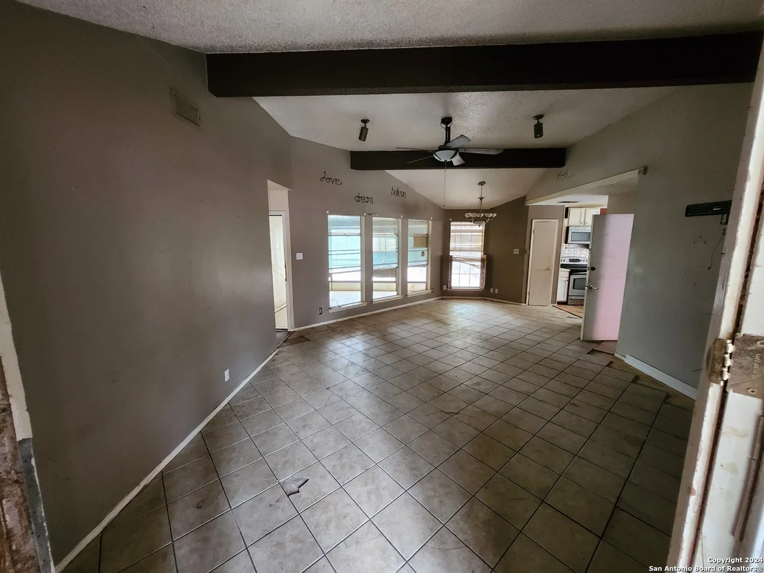 Photo of 11007 FOREST CROWN