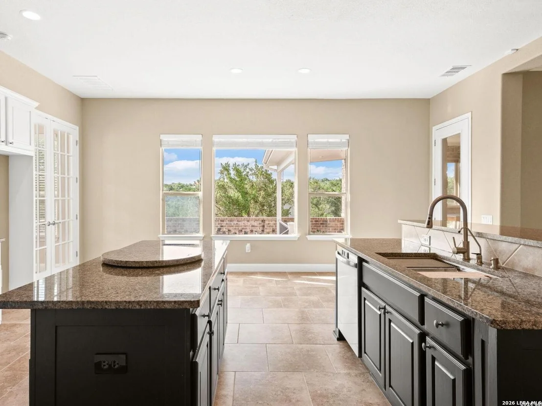 Photo of 2194 RANCH LOOP DR