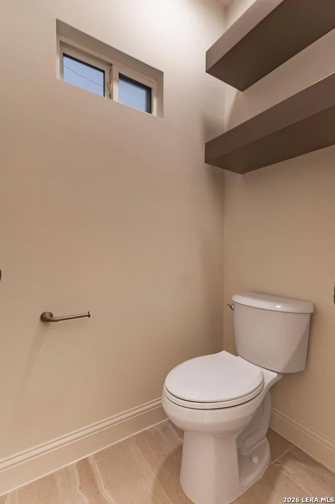 Photo of 825 Ceniza Dr.