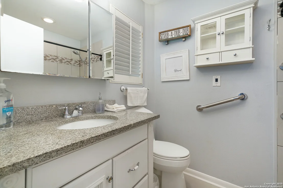 Photo of 311 Redcliff