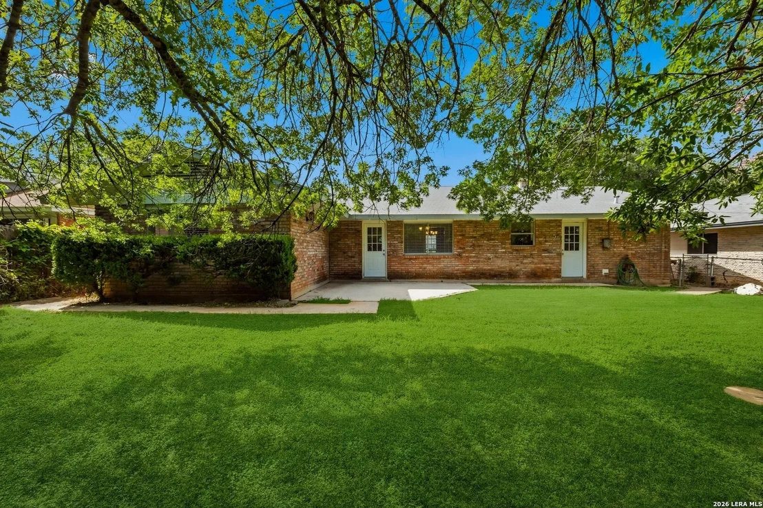 Photo of 3723 Chartwell Dr