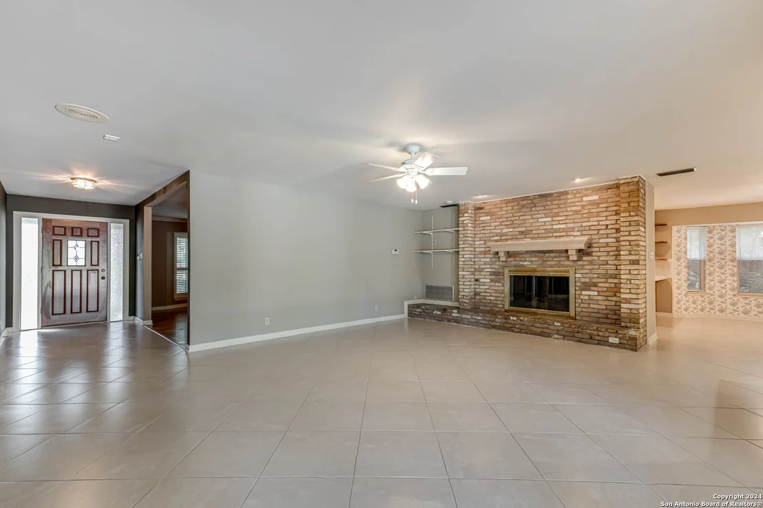 Photo of 111 IRONGATE RD